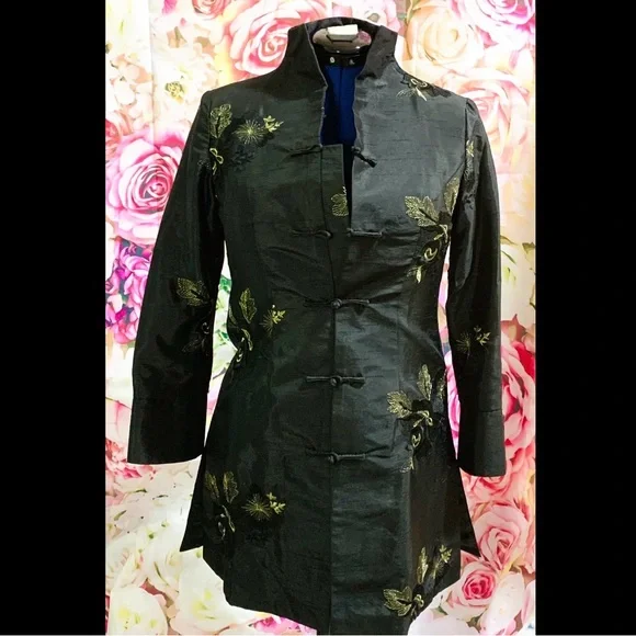 Chinese Style Black Silk Floral Women's Jacket - Picture 2 of 6